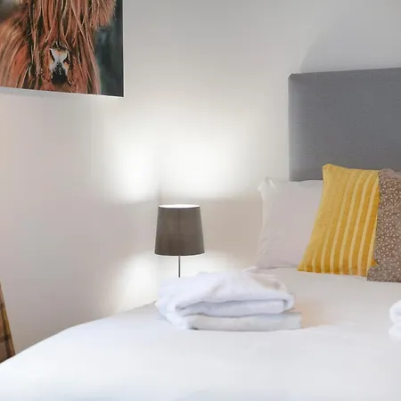 New! 3br In Traynor Square بيت للعطل