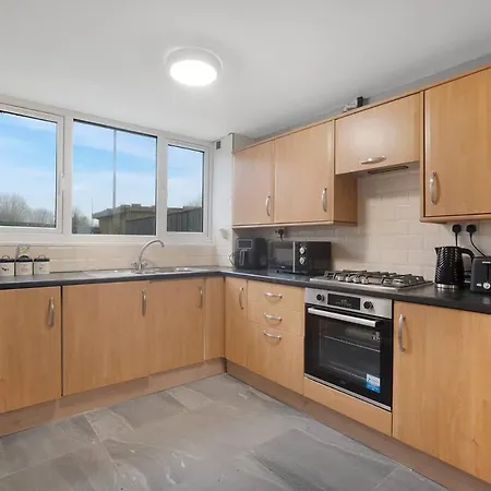 New! 3br In Traynor Square 펜션
