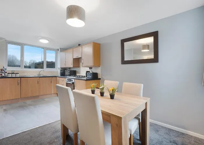 بيت للعطل New! 3br In Traynor Square