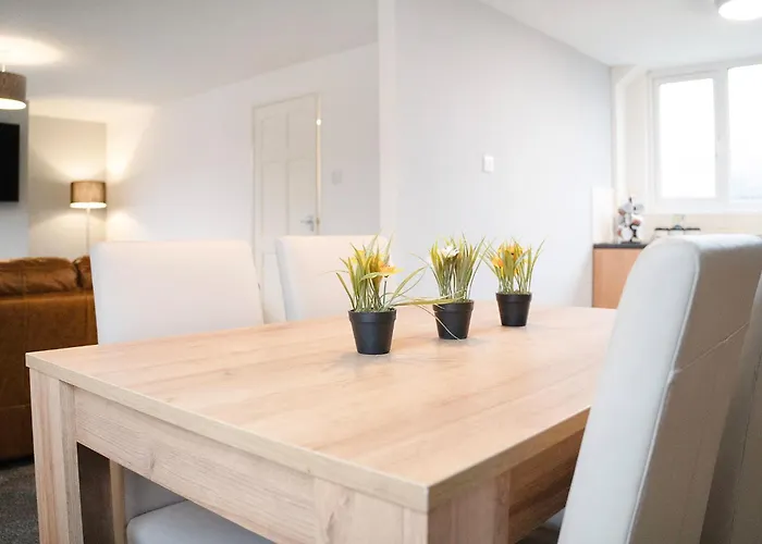 New! 3br In Traynor Square كاتريك بريدج
