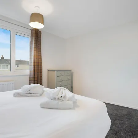 펜션 New! 3br In Traynor Square *