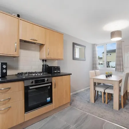 New! 3br In Traynor Square Prázdninový dům